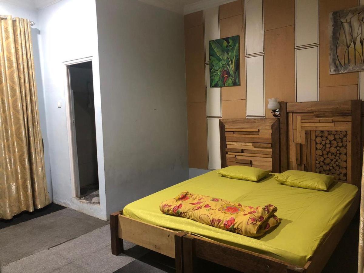 Friendjoss Homestay Laugumba Redpartner Berastagi Exterior photo